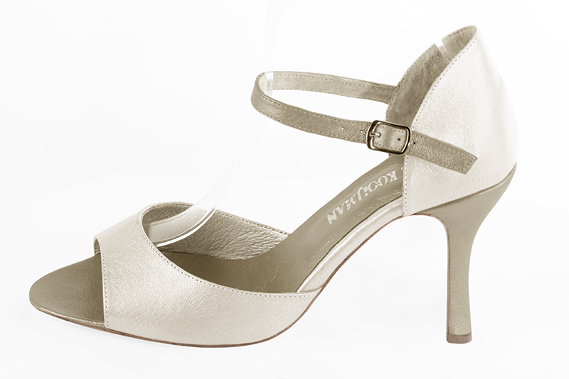 Gold and off white women's closed back sandals, with an instep strap. Round toe. Very high spool heels. Profile view - Florence KOOIJMAN